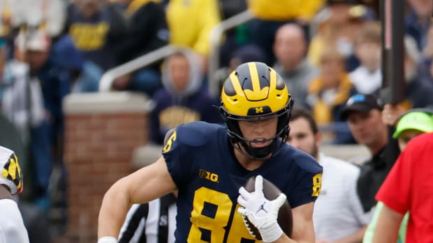 Sep 24, 2022; Ann Arbor, Michigan, USA; Michigan Wolverines tight end Luke Schoonmaker (86) runs the ball in the first half against the Maryland Terrapins at Michigan Stadium.