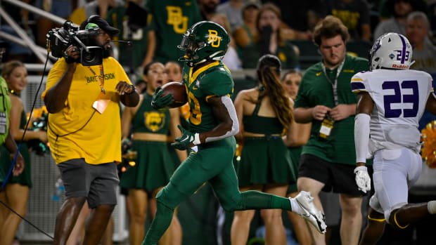 Sep 3, 2022; Waco, Texas, USA; Baylor Bears running back Richard Reese (29) in action during the game between the Baylor Bears and the Albany Great Danes at McLane Stadium. Mandatory Credit: Jerome Miron-USA TODAY Sports