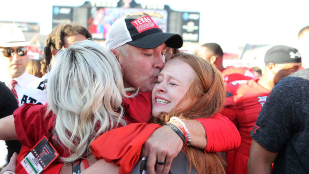 Texas Tech football: Joey McGuire calls for Dallas/Fort Worth Red