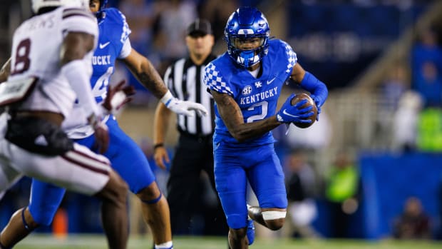 Oct 15, 2022; Lexington, Kentucky, USA; Kentucky Wildcats wide receiver Barion Brown (2) runs during the third quarter against the Mississippi State Bulldogs at Kroger Field.