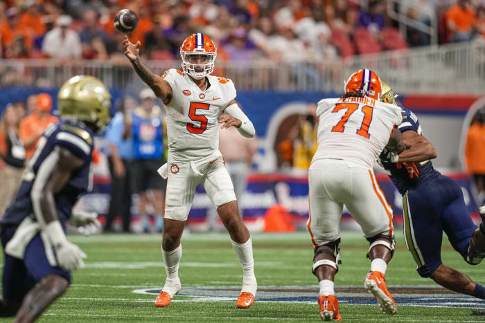 Sep 5, 2022; Atlanta, Georgia, USA; Clemson Tigers quarterback DJ Uiagalelei (5) passes the ball against the Georgia Tech Yellow Jackets during the second half at Mercedes-Benz Stadium. © Dale Zanine-USA TODAY Sports