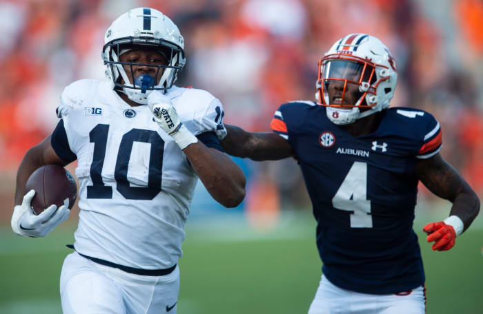 Penn State Nittany Lions running back Nicholas Singleton (10) runs the ball as Auburn Tigers take on Penn State Nittany Lions at Jordan-Hare Stadium in Auburn, Ala., on Saturday, Sept. 17, 2022.
