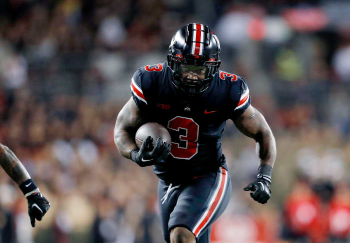 Sep 24, 2022; Columbus, Ohio, USA; Ohio State Buckeyes running back Miyan Williams (3) runs for the touchdown during the first quarter against the Wisconsin Badgers at Ohio Stadium.