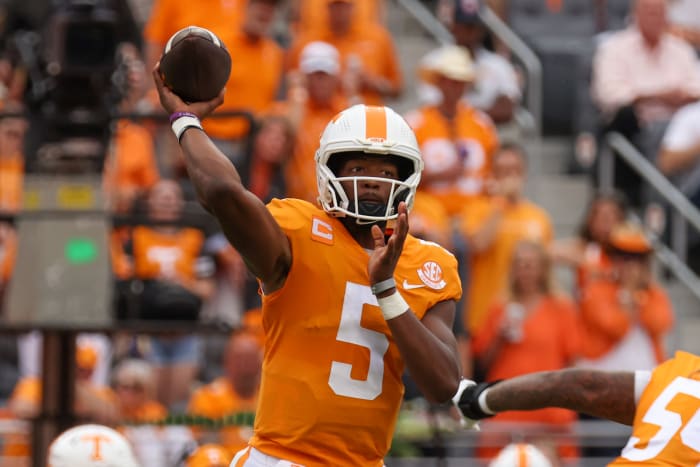 Sep 24, 2022; Knoxville, Tennessee, USA; Tennessee Volunteers quarterback Hendon Hooker (5) passes the ball against the Florida Gators during the first quarter at Neyland Stadium.