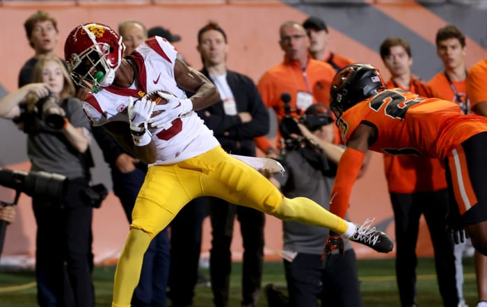 Sep 24, 2022; Corvallis, Oregon, USA; USC Trojans wide receiver Jordan Addison (3) makes a catch for a touchdown against the Oregon State Beavers in the second half at Reser Stadium. The touchdown was the game winner as Trojans defeated Beavers 17-14.