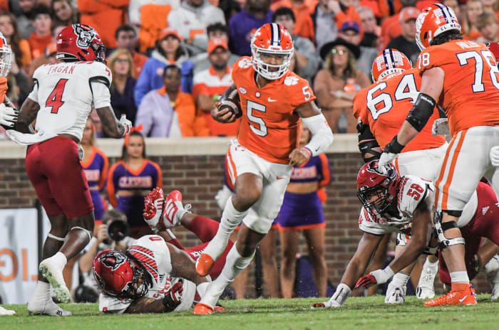 Clemson quarterback D.J. Uiagalelei (5) runs during the first quarter at Memorial Stadium in Clemson, South Carolina Saturday, October 1, 2022.