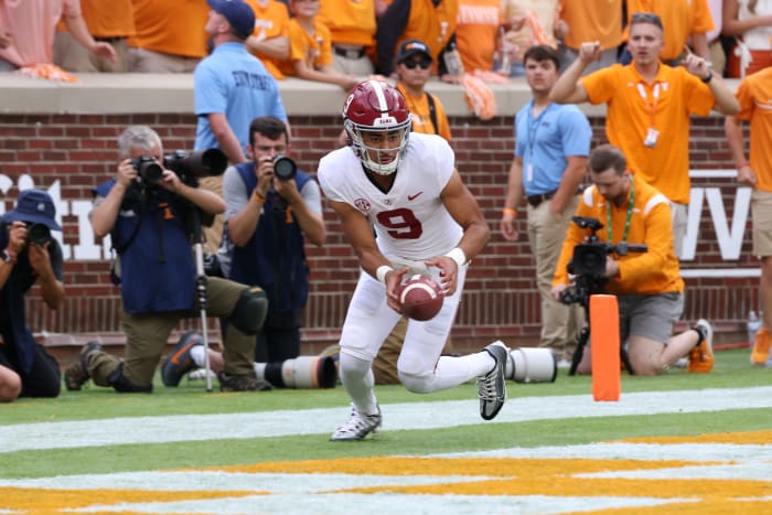 Oct 15, 2022; Knoxville, Tennessee, USA; Alabama Crimson Tide quarterback Bryce Young (9) has trouble with the snap during the first quarter against the Tennessee Volunteers at Neyland Stadium.