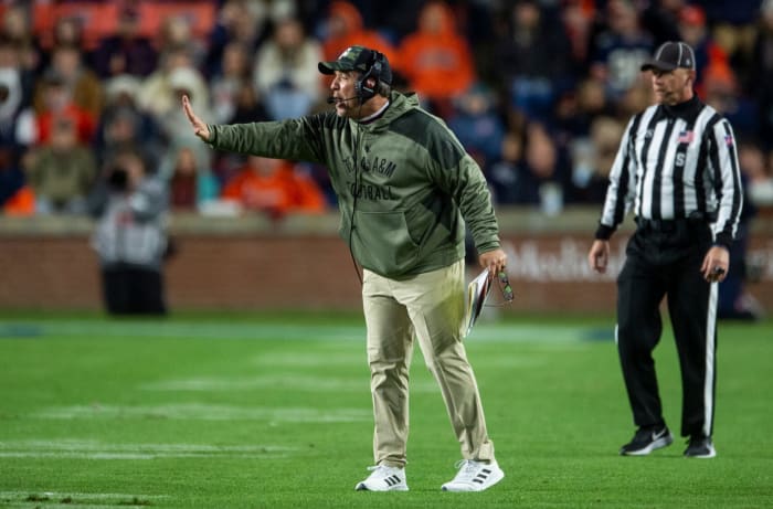 Texas A&M Aggies head coach Jimbo Fisher talks with his team from the sideline as Auburn Tigers take on Texas A&M Aggies at Jordan-Hare Stadium in Auburn, Ala., on Saturday, Nov. 12, 2022. Auburn Tigers defeated Texas A&M Aggies 13-10.