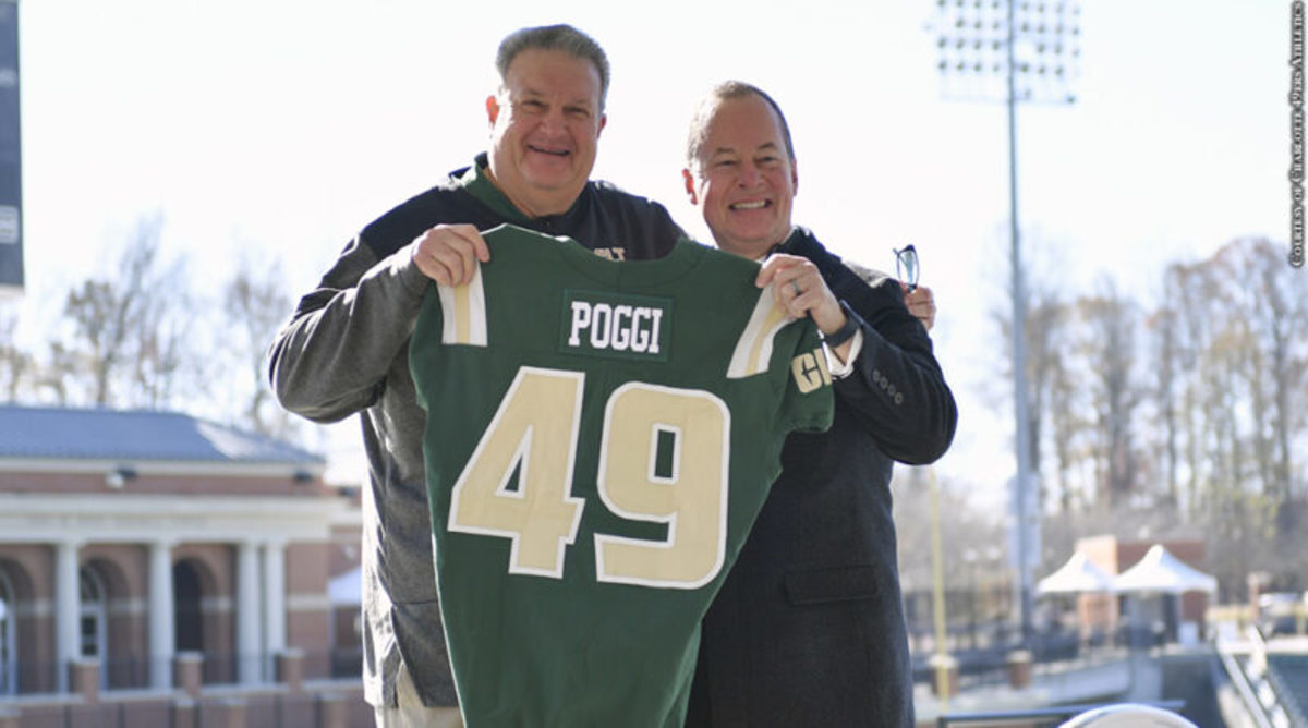 UNC Charlotte names Francis Biff Poggi as 49ers' third football head coach, Sports