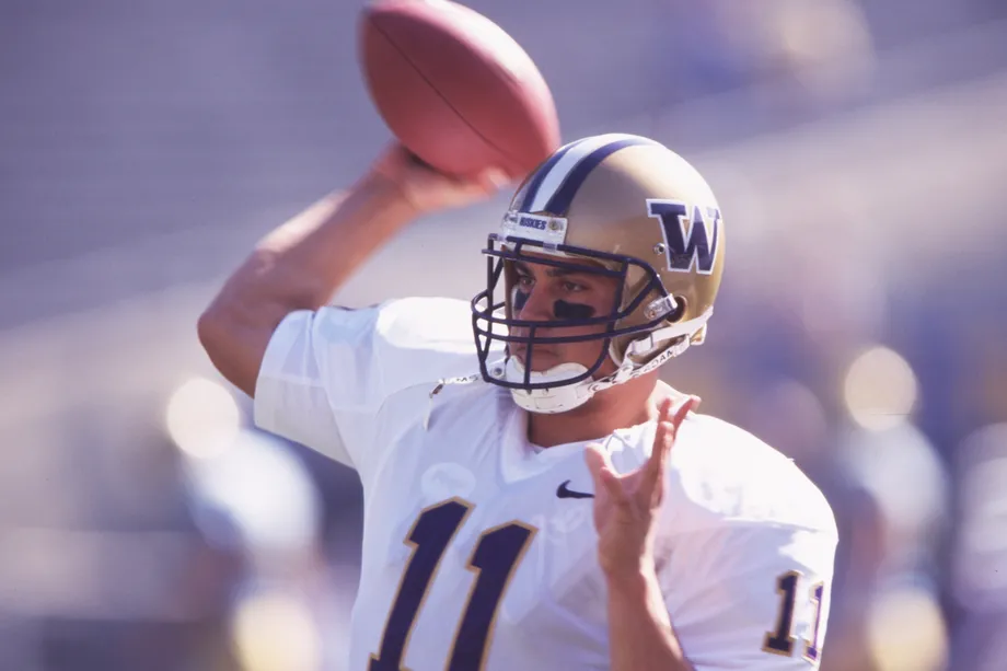 Washington quarterback Marques Tuiasosopo (11), who K-State outlasted 24-20 with a 10-minute, clock-chewing touchdown drive near the end of the 1999 Holiday Bowl.