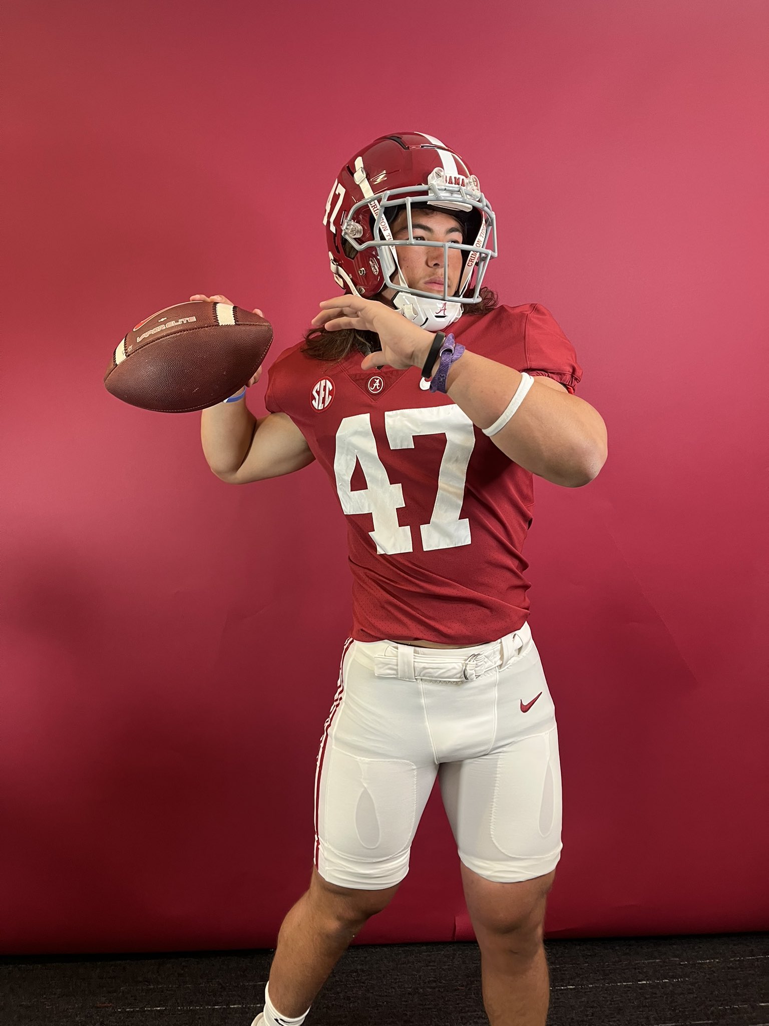 2025 MFS 3-Star QB Bear Bachmeier from Murrieta, CA (Murietta Valley) taking a picture during a visit to Alabama