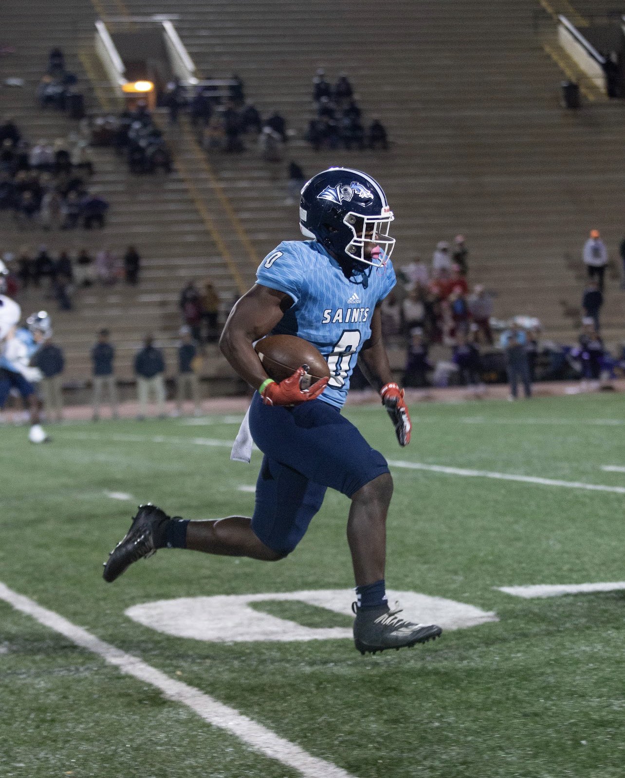 2025 3-star RB Bo Walker from Ellenwood, GA (Cedar Grove), running the ball in the open field