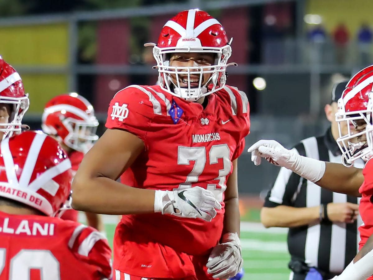 2024 five-star offensive tackle Brandon Baker from Santa Ana, CA (Mater Dei) - Committed to Texas