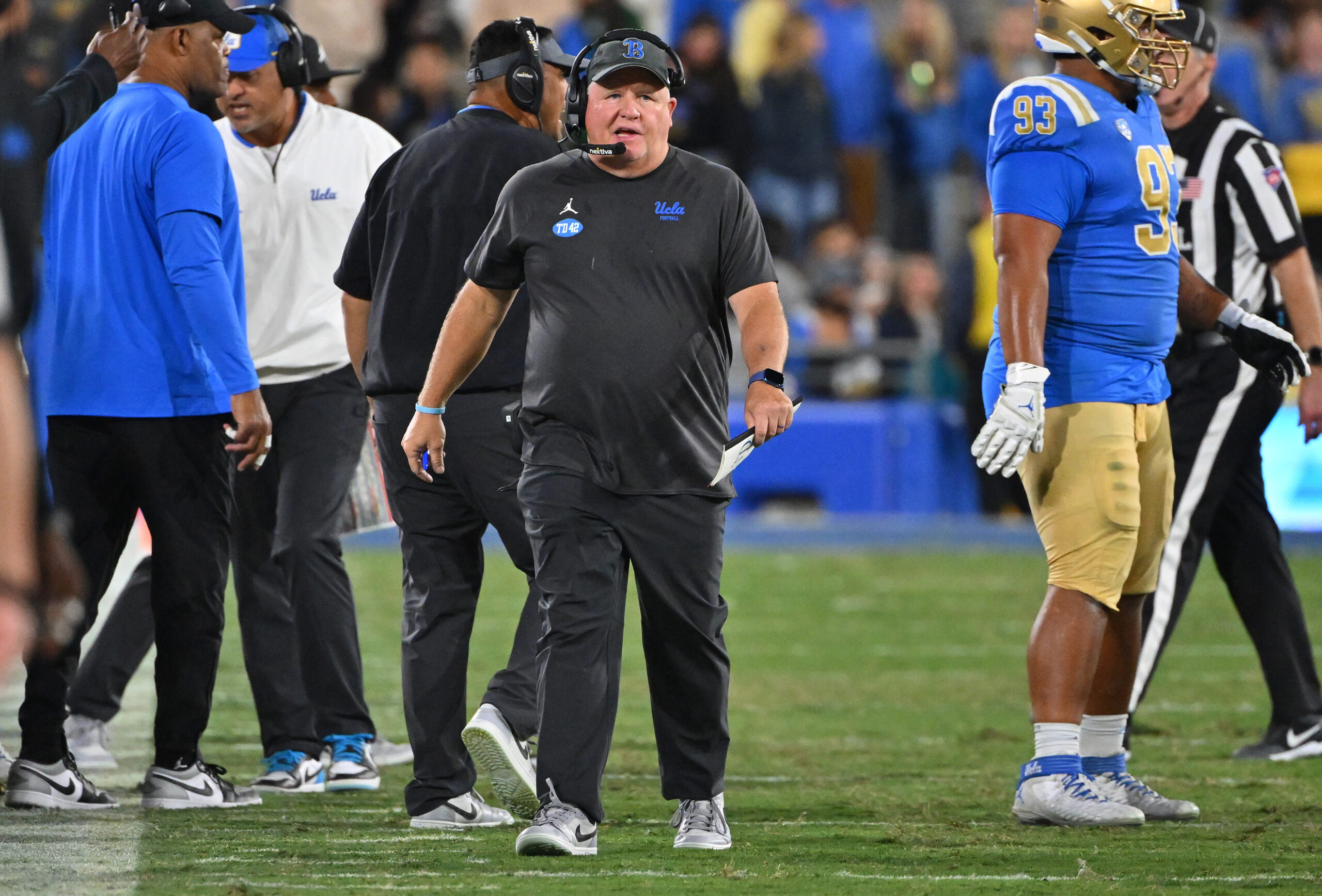 Oct 29, 2022; Pasadena, California, USA; UCLA Bruins head coach Chip Kelly reacts on the sidelines in the second half against the Stanford Cardinal at the Rose Bowl.