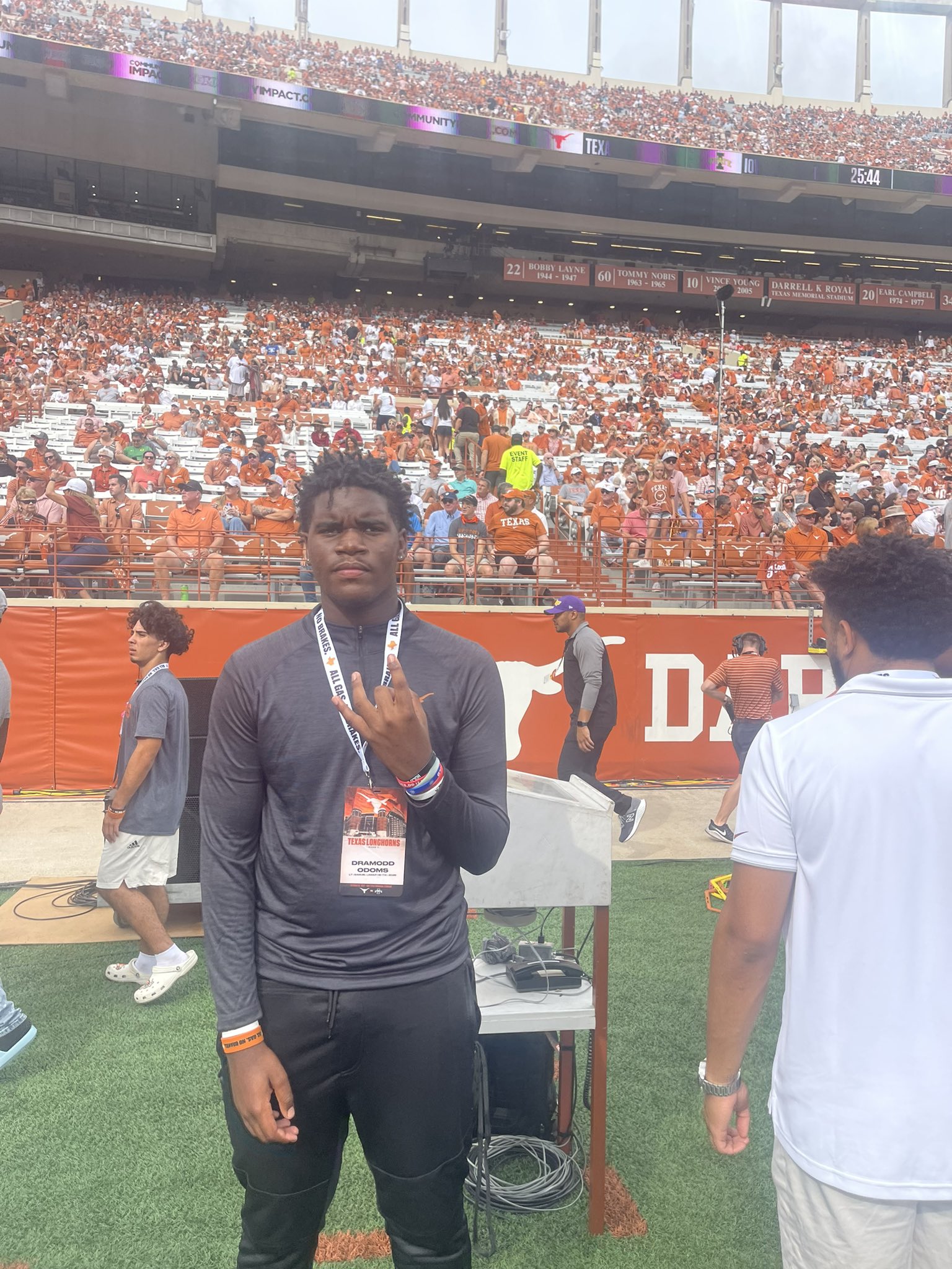 Three-star 2025 Offensive Tackle Dramodd Odoms from Houston, TX (Lamar)