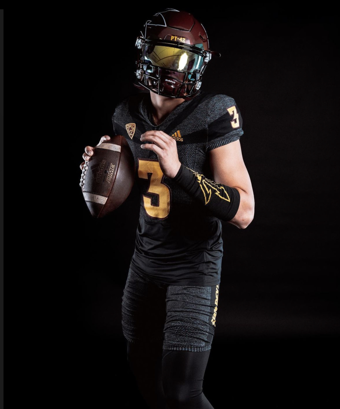 2025 MFS 3-Star QB Michael Tollefson from San Juan Capistrano, CA (J Serra Catholic) taking a picture during a visit to Arizona State