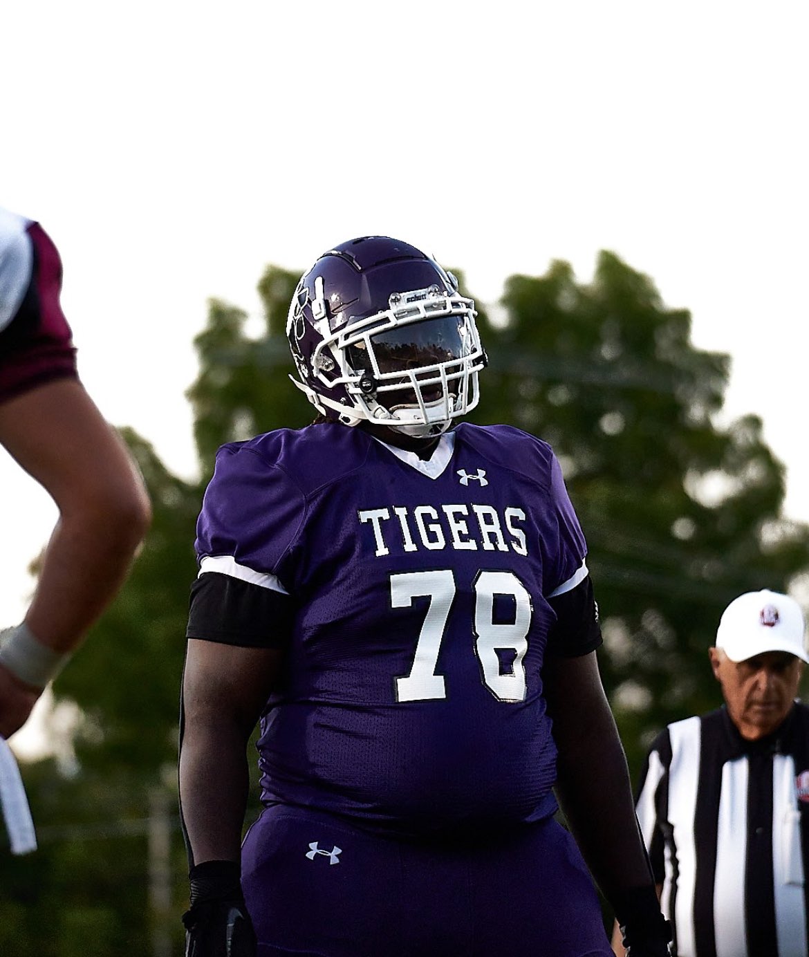 Three-star 2025 Offensive Tackle Parker Harden from Pickerington, OH (Pickerington Central)