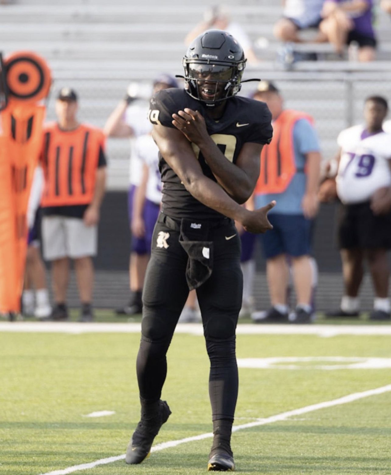 2025 MFS 3-Star QB Quentin Murphy from Little Rock, AR, (Joe T. Robinson) following through after a pass