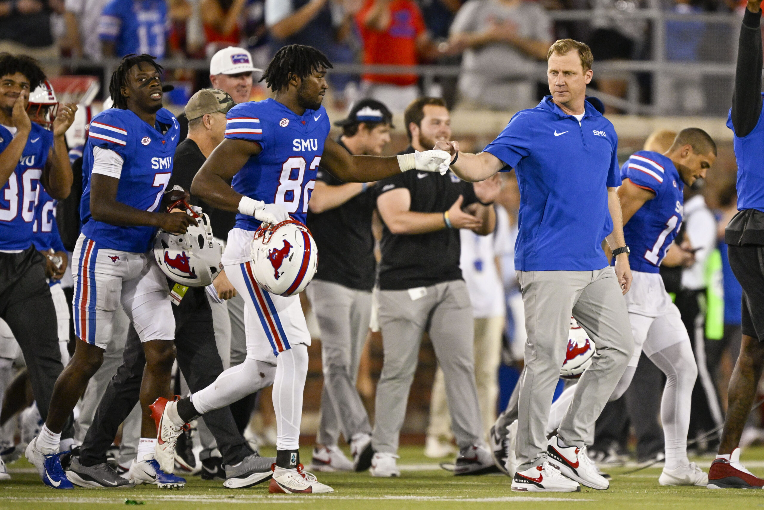 Oct 22, 2022; Dallas, Texas, USA; Southern Methodist Mustangs head coach Rhett Lashlee stands on the sidelines during the first half against the Cincinnati Bearcats at Gerald J. Ford Stadium.