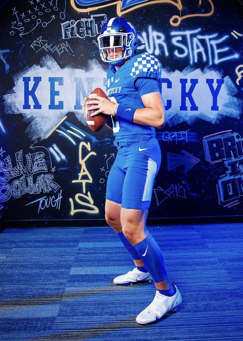 2025 MFS 3-Star QB Stone Saunders from Harrisburg, PA, (Bishop McDevitt) taking a picture during a visit to Kentucky
