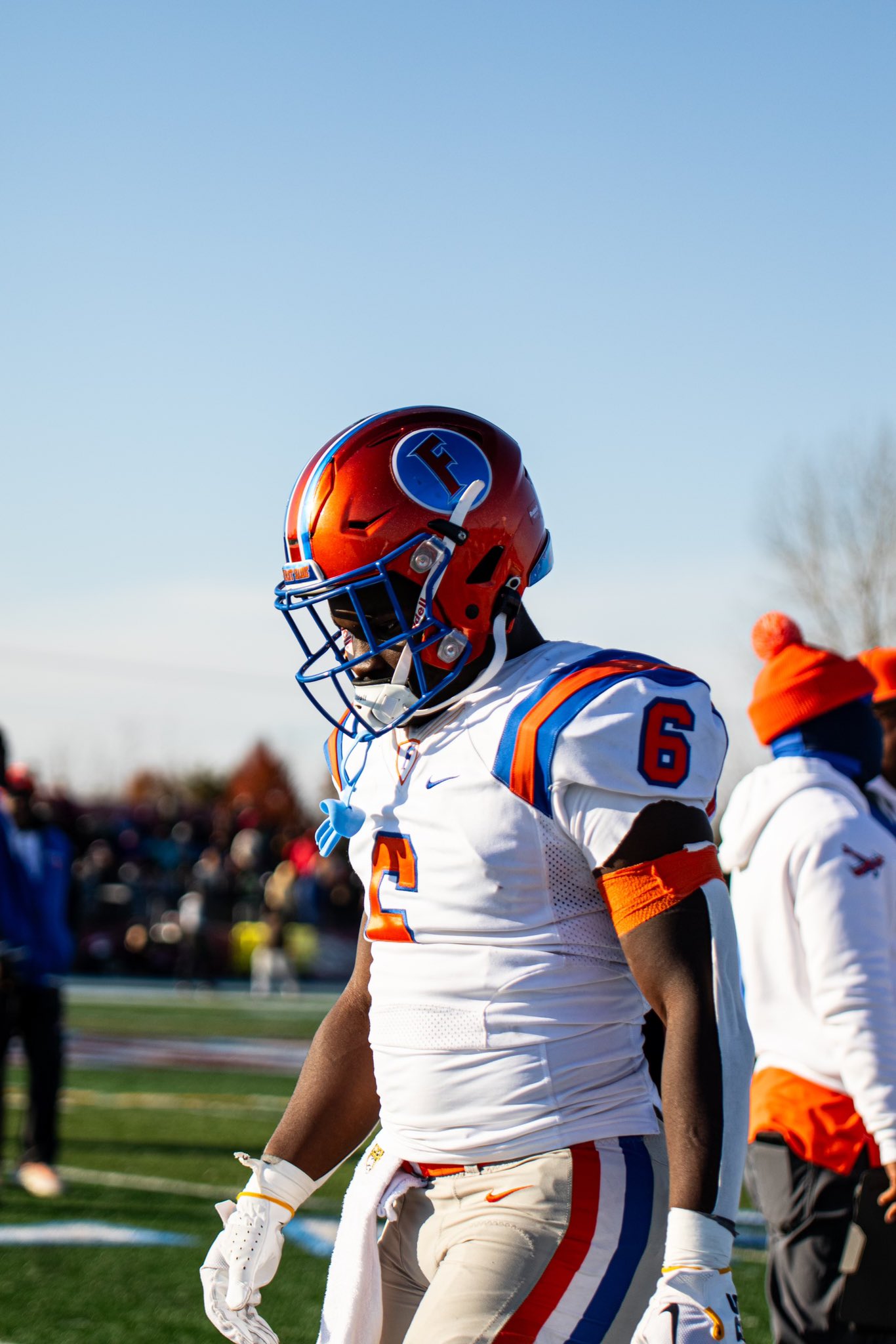 2025 3-star RB TaRyan Martin from East Saint Louis, Illinois standing on the sideline