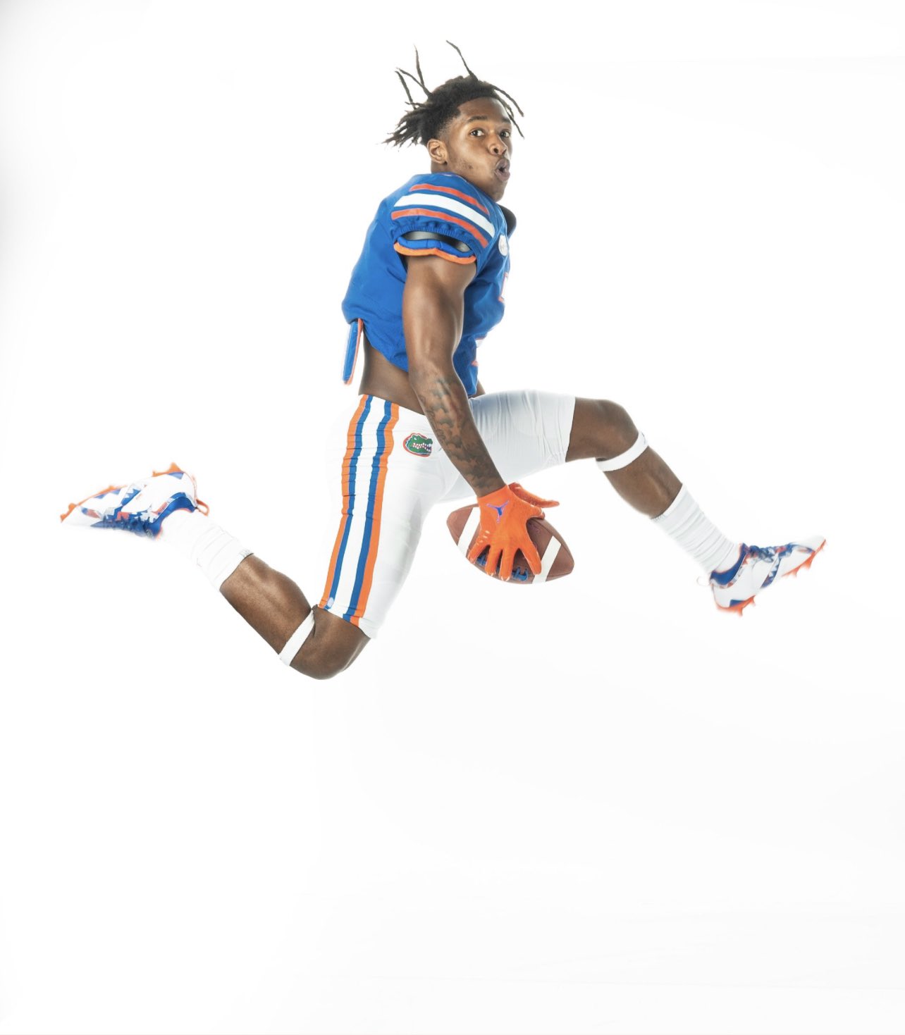2025 3-star RB Tomir Bransford from Atlanta, Georgia (Westlake) takes a picture during a visit to Florida