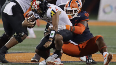 Illinois DL Johnny Newton