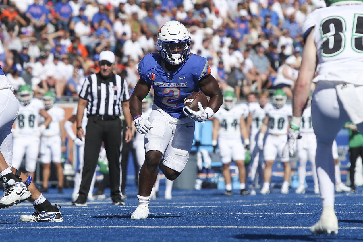 Sep 16, 2023; Boise, Idaho, USA; Boise State Broncos running back Ashton Jeanty (2) runs the ball against the North Dakota Fighting Hawks during the first half at Albertsons Stadium.