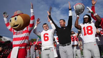 Ohio State Buckeyes quarterback Kyle McCord (6)