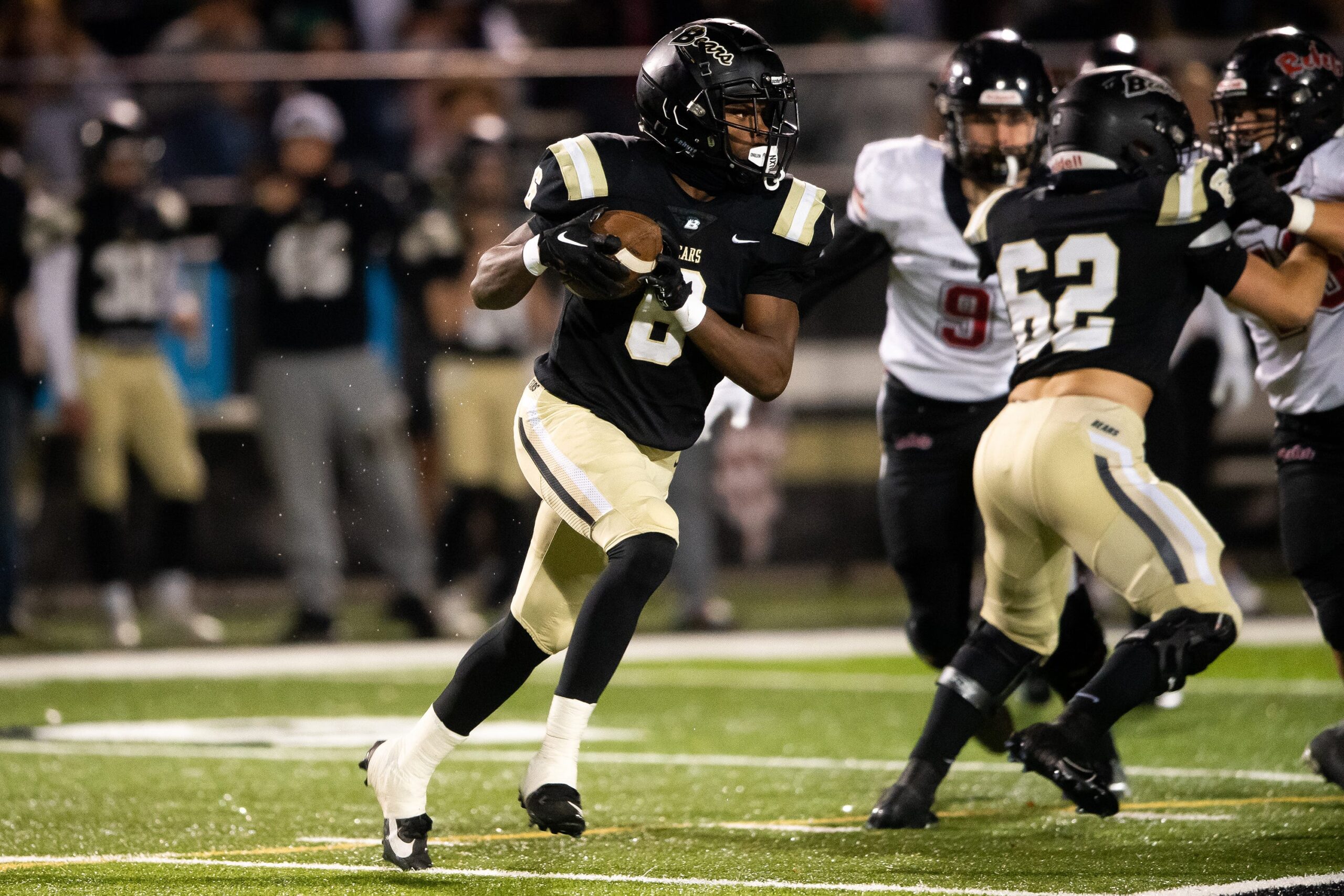 Bradley Central's Boo Carter (6) heads to the end zone for touchdown during a TSSAA playoff game between Bradley Central and Maryville held at Bradley Central in Cleveland, Tenn., on Friday, Nov. 10, 2023.