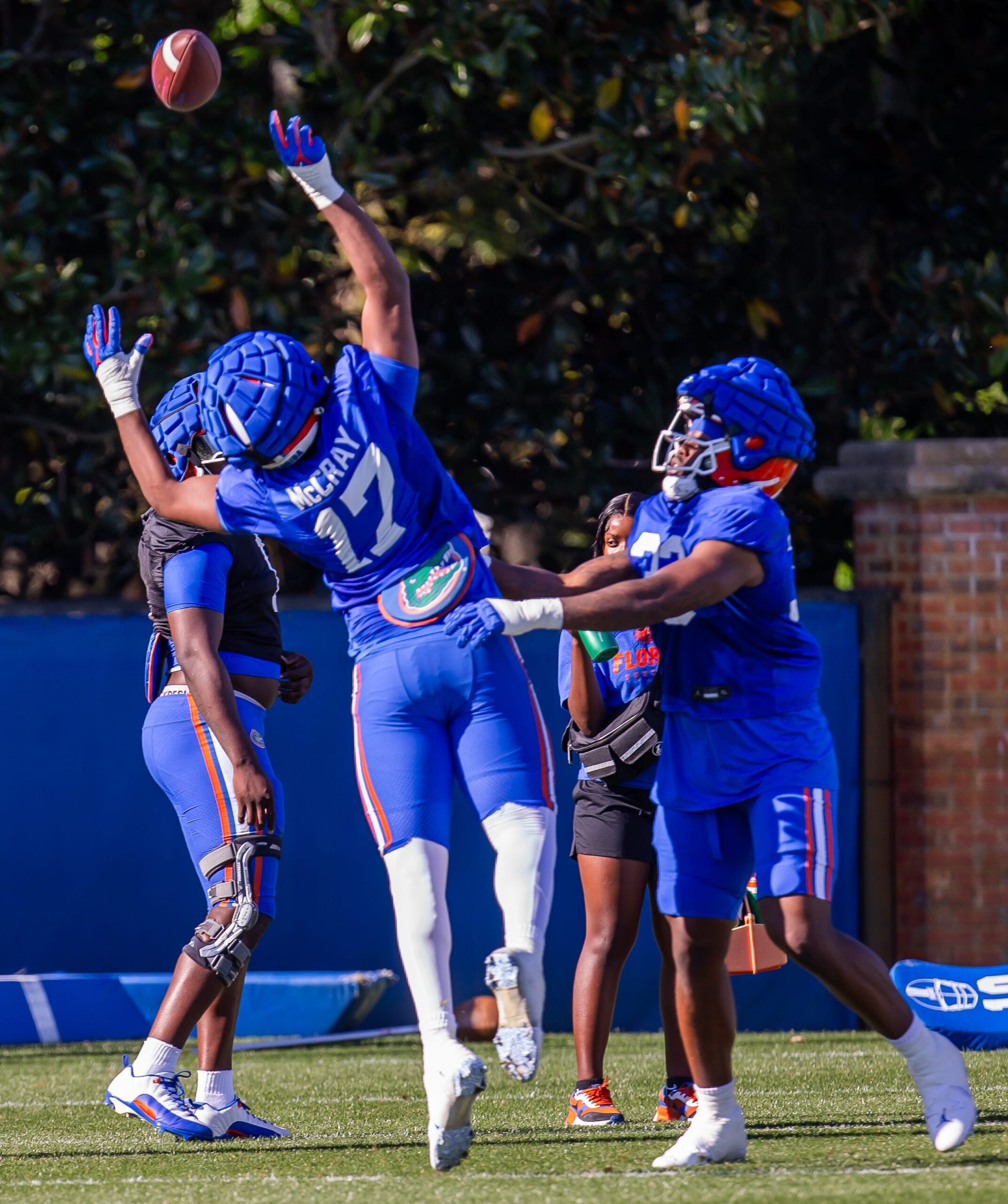 Florida Gators edge rusher LJ McCray (17) runs a drill during University of Florida Gators Spring football practice at Sanders Practice Fields in Gainesville, FL on Tuesday, March 19, 2024.