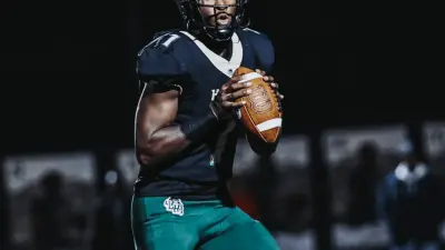 2024 four-star quarterback Air Noland from Fairburn