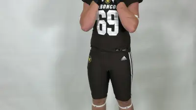 Three-star 2025 Offensive Tackle Darrin Strey from Paw Paw