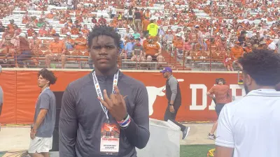 Three-star 2025 Offensive Tackle Dramodd Odoms from Houston