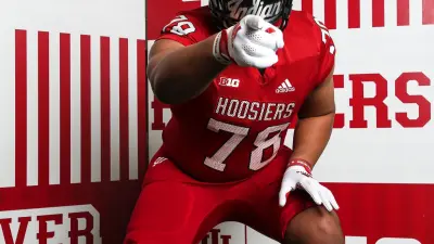 Three-star 2025 Offensive Tackle Jayden Clark from Clayton