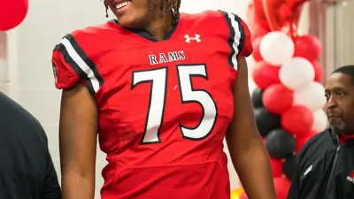 Three-star 2025 Offensive Tackle Jermiel Atkins from Dayton