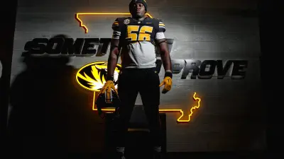 Four-star 2025 Offensive Tackle Michael Fasusi from Lewisville