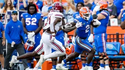 Florida Gators running back Montrell Johnson Jr. (2) runs with the ball during the first half against the South Carolina Gamecocks at Steve Spurrier Field at Ben Hill Griffin Stadium in Gainesville