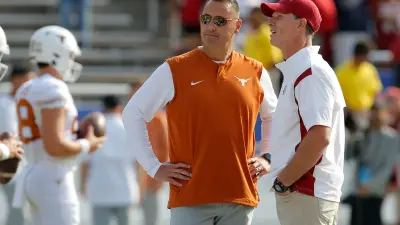 Oklahoma Sooners head coach Brent Venables