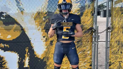 2025 3 star RB Zach Thompson from Gilbert