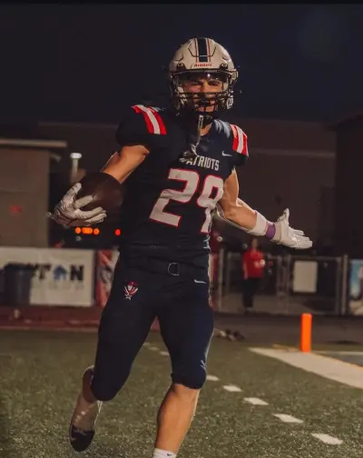 2026 RB-ATH Bobby Nesbit 